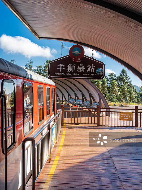 江西宜春明月山高山小火车图片素材