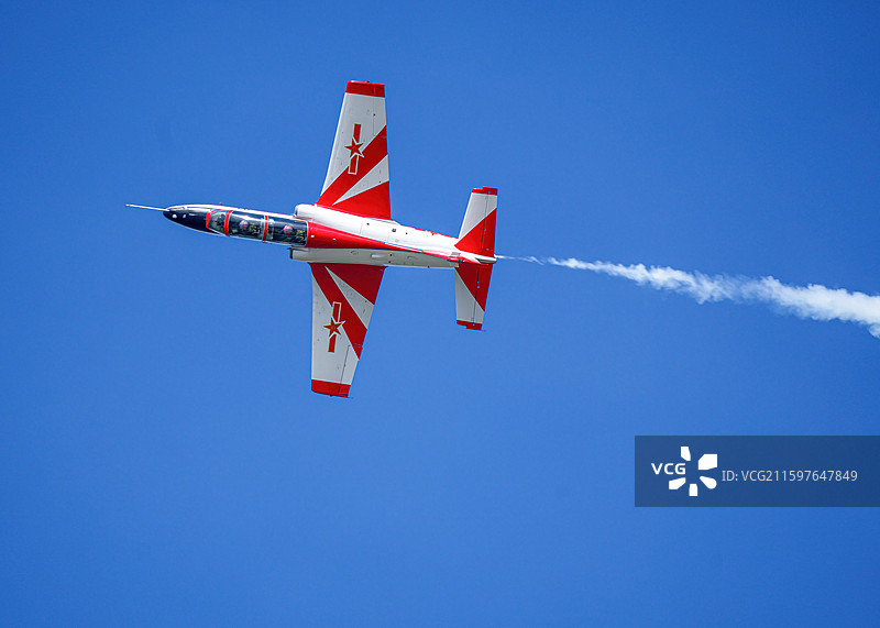 空军红鹰飞行表演图片素材