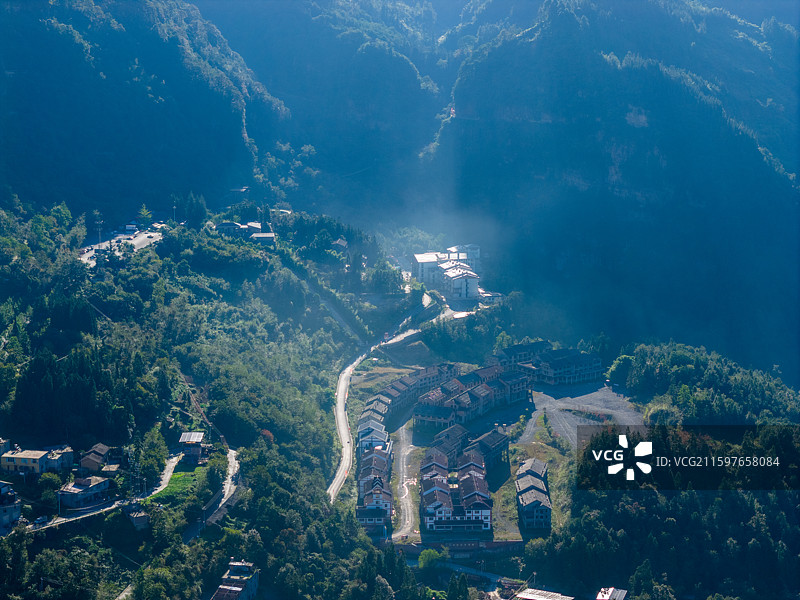 云南省昭通市大关县黄连河瀑布公园风光图片素材