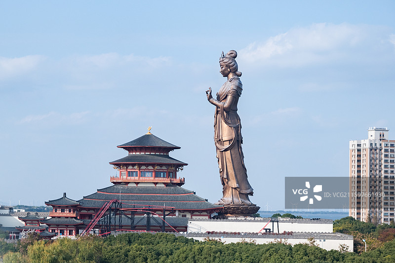 苏州华谊兄弟电影世界-75米的“通天浮屠“图片素材