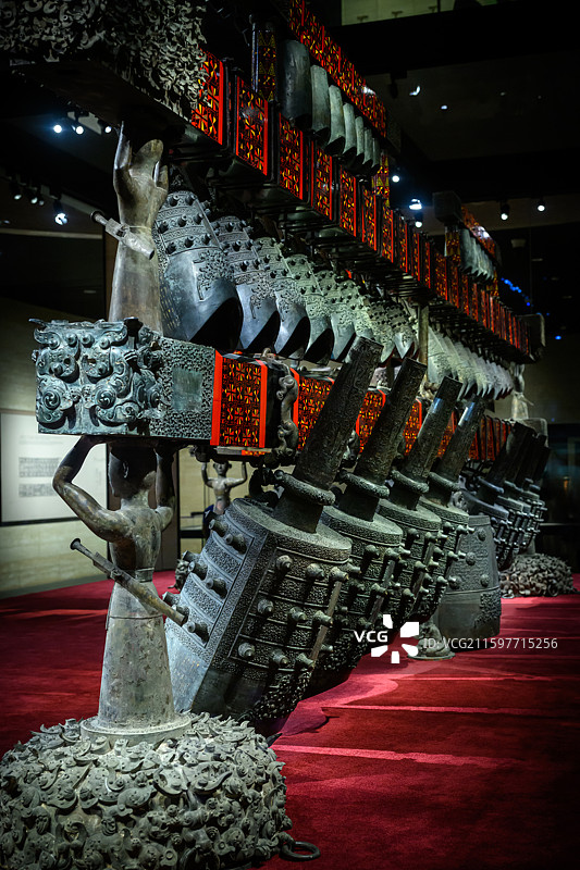 战国曾侯乙编钟，湖北省博物院展出图片素材