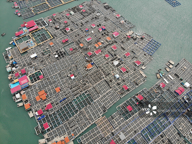 福建福州平潭岛钟门村海上渔排图片素材