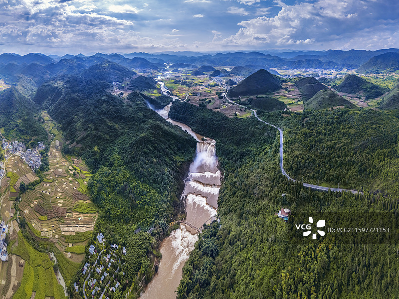 罗平九龙瀑布图片素材