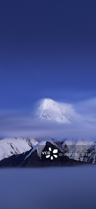 贡嘎雪山-冷噶措-甲根坝-泽桑拉空中花园图片素材