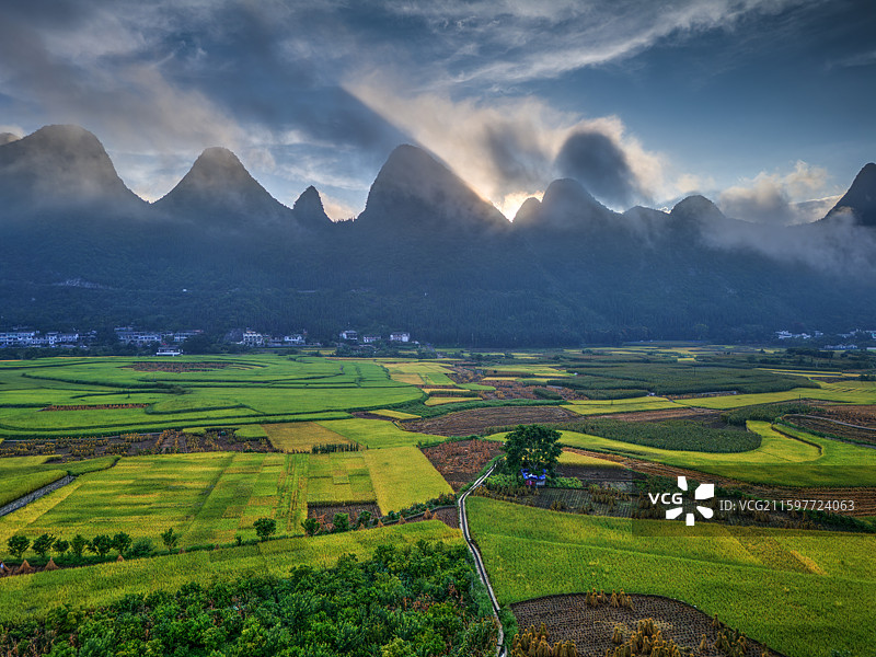 兴义万峰林图片素材