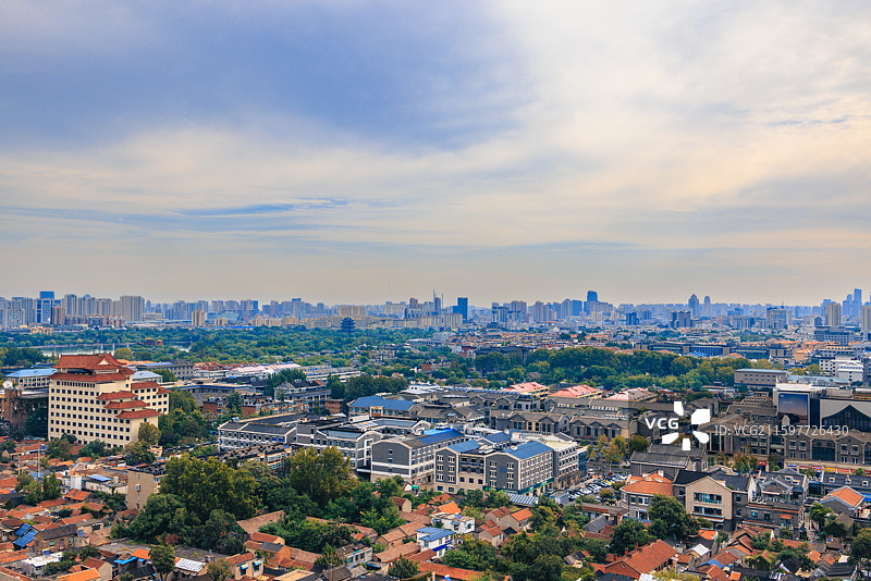 济南历下区大明湖拍泉城广场城市中心图片素材