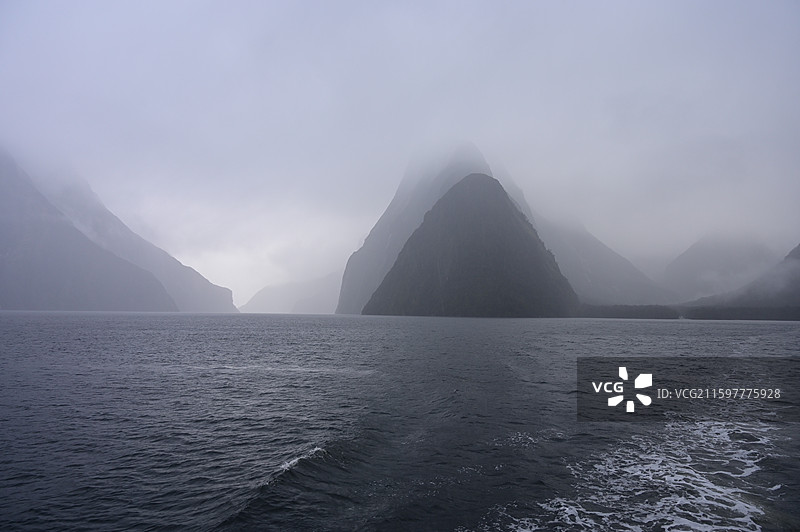 Milford Sound新西兰米尔福德峡湾图片素材