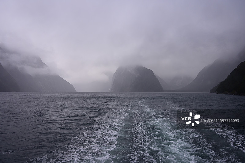 Milford Sound新西兰米尔福德峡湾图片素材