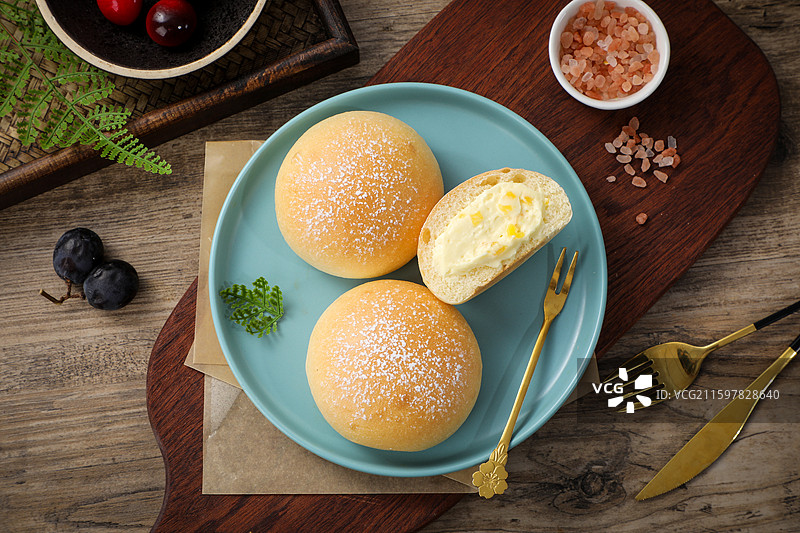 桃桃乌龙冰面包图片素材