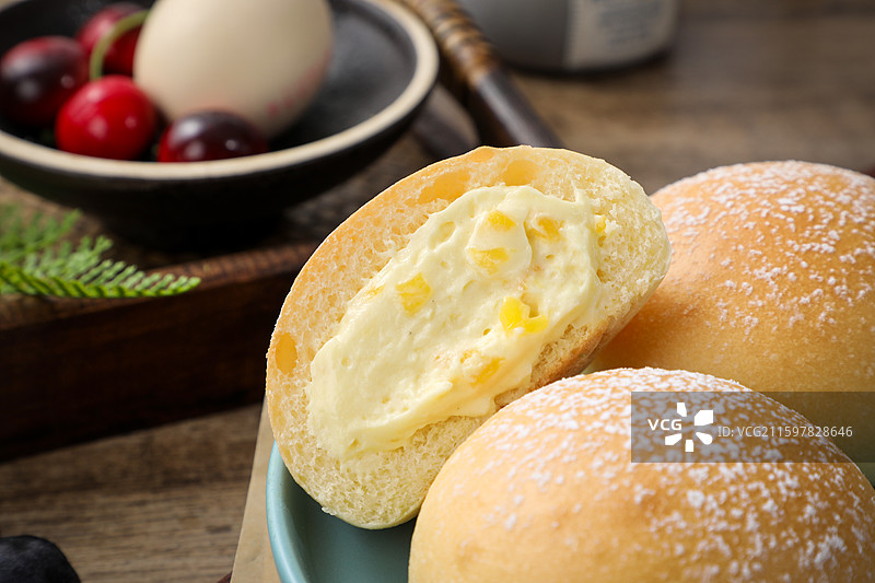 桃桃乌龙冰面包图片素材