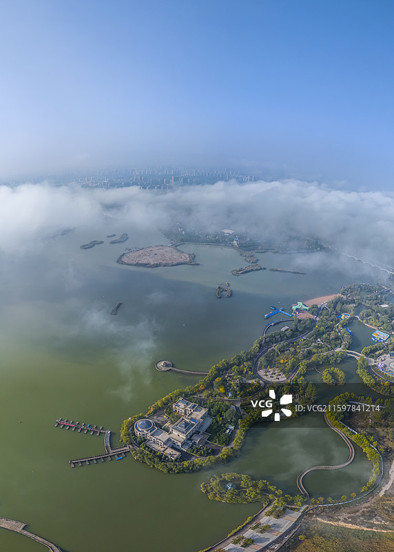 航拍银川阅海湾云海图片素材