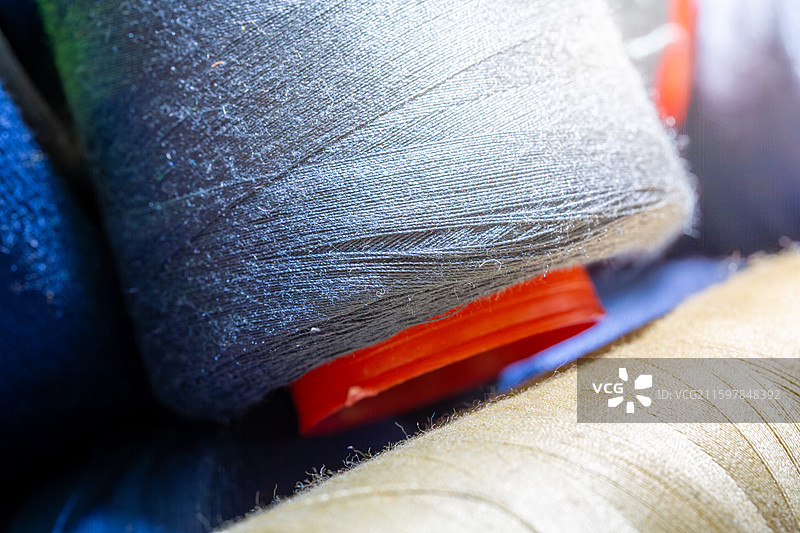 纺织线轴的特写镜头图片素材