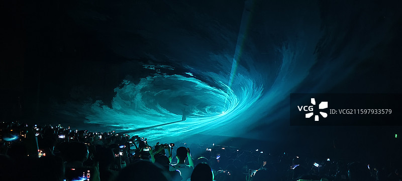 超现实主义，剧照 梦境剪影灯光图片素材