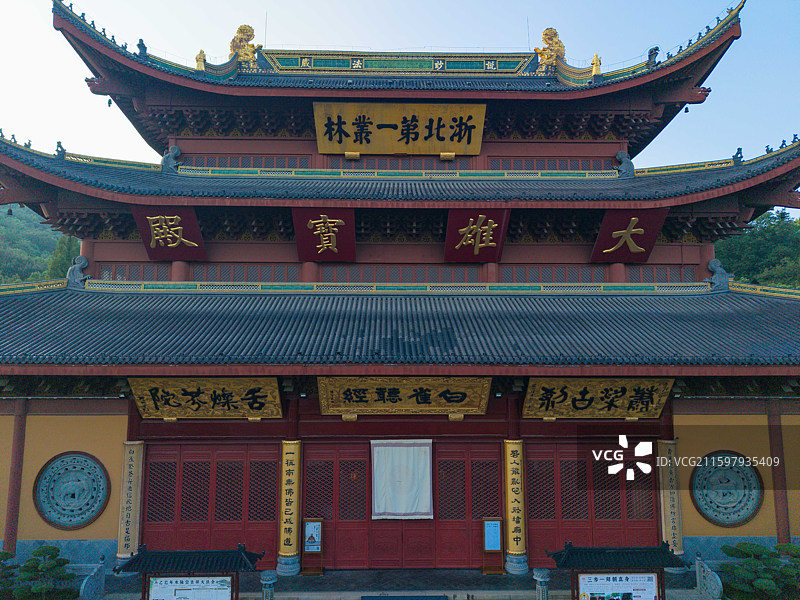 浙江省湖州市，法华寺，航拍佛教寺庙黄昏美景！图片素材