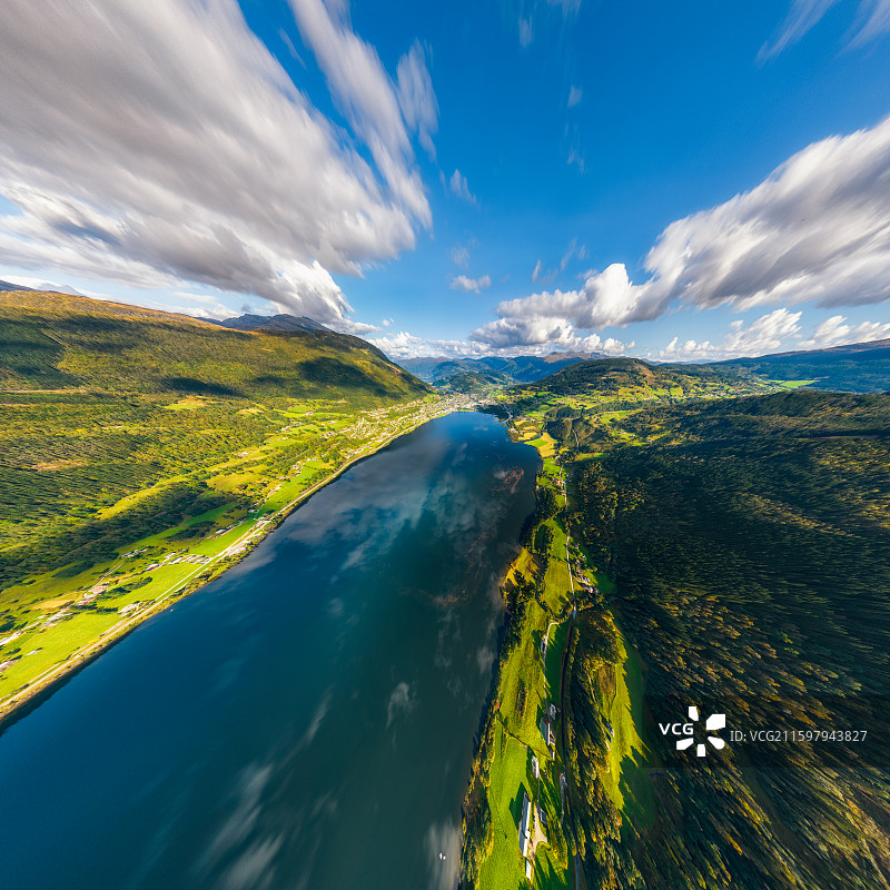 ogn og Fjordane韦斯特兰郡Vestland，Voss沃斯湖Vangsvatnet，航拍图片素材