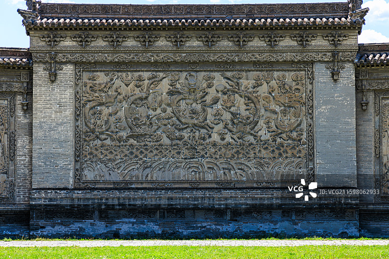 蒙古国乌兰巴托市兴仁寺砖雕影壁图片素材