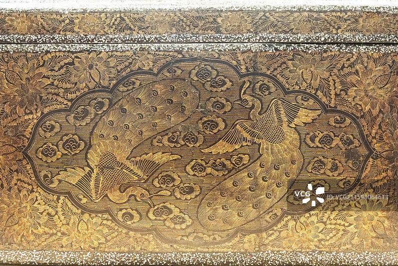 上海博物馆人民广场馆红翠斗芳菲宋元明漆器珍品展戗金凤凰纹经函 元 14世纪 奈良国立博物馆藏 重要文图片素材