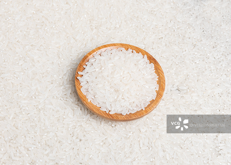 健康的食材东北稻花香大米 长粒米 农业绿色五常大米 水稻 丰收粮食饮食图片素材