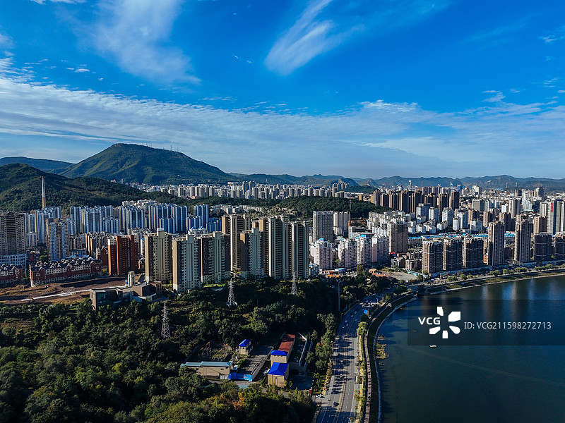 本溪市 明山区 枫叶广场 富虹商场 太子河 金山公园图片素材