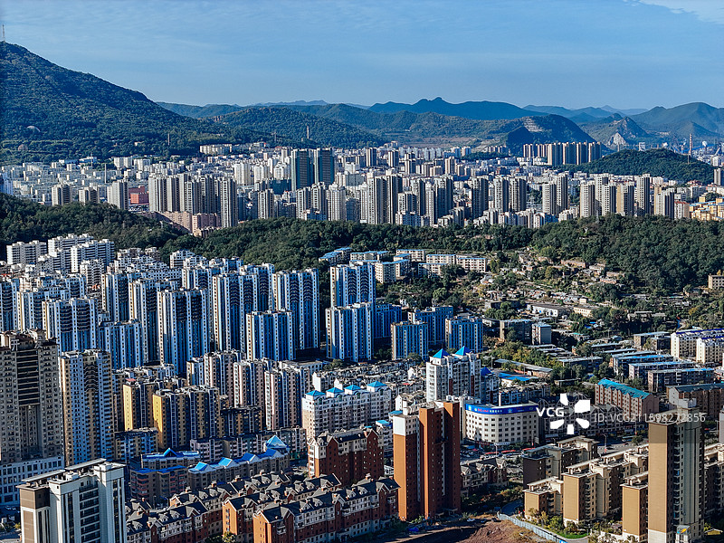 本溪市 明山区 枫叶广场 富虹商场 太子河 金山公园图片素材