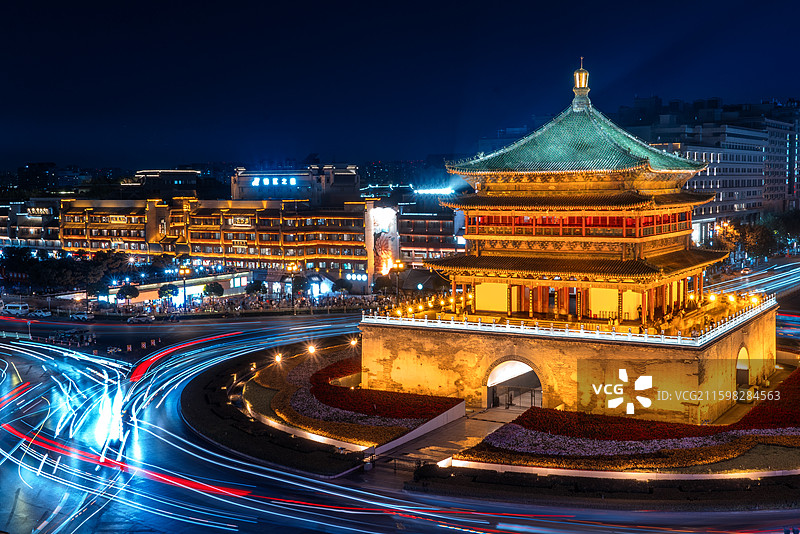 西安历史古建筑西安钟楼图片素材