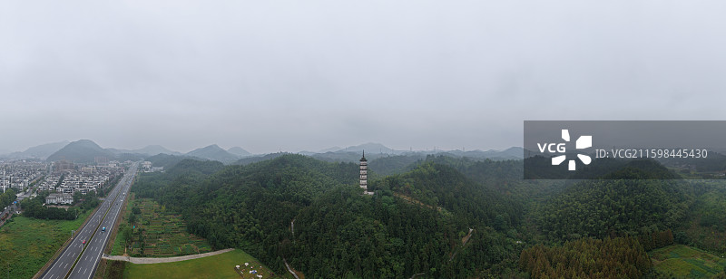 浙江省湖州市安吉县孝丰镇宝塔山云鸿塔山顶夏季航拍白天白昼图片素材