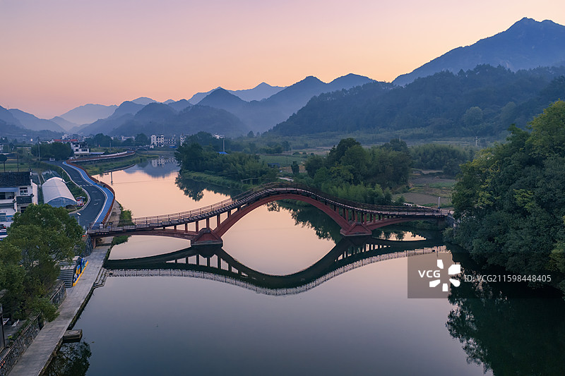 安徽宣城龙川村清晨日出风景航拍图片素材