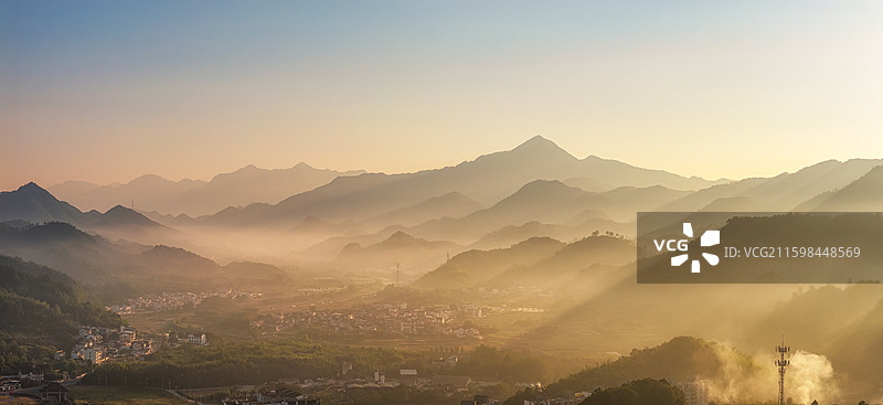 安徽宣城龙川村清晨日出风景航拍图片素材