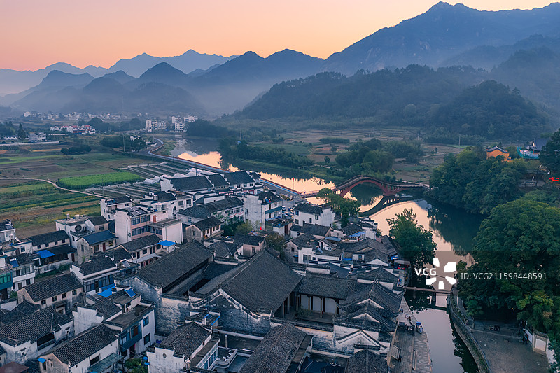 安徽宣城龙川村清晨日出风景航拍图片素材