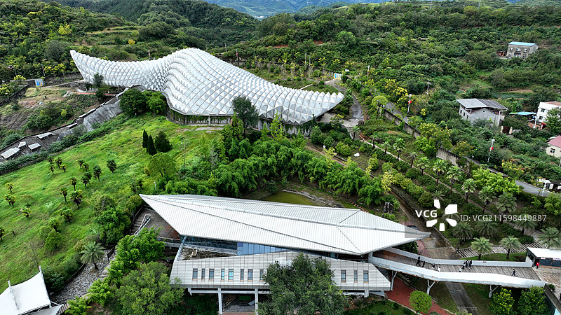 湖北省十堰市郧阳区柳陂镇青龙山，恐龙蛋化石群国家地质公园风光图片素材