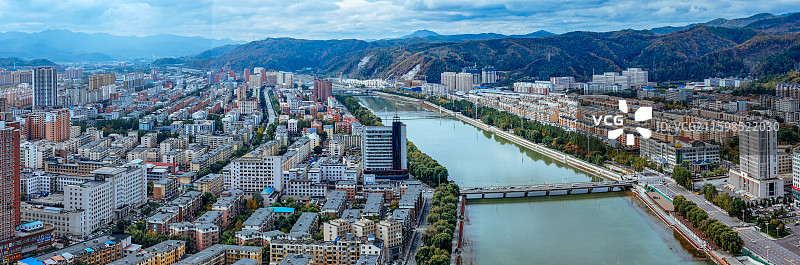 白山市 浑江区 北山公园 北安大街 浑江图片素材