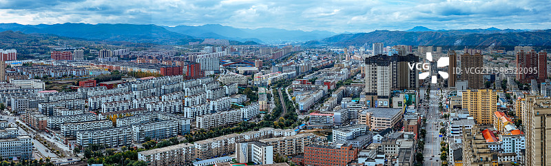 白山市 浑江区 北山公园 北安大街 浑江图片素材