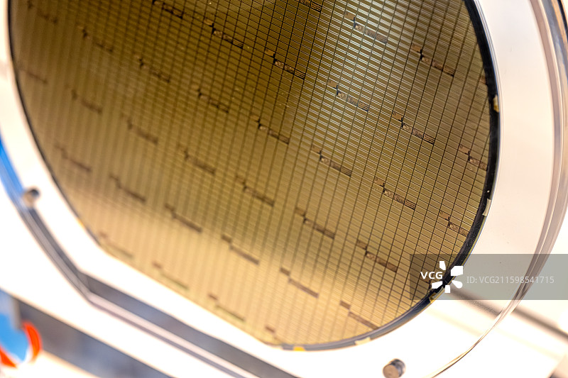 红与蓝微电子 650V GaN HEMT wafer 高频氮化镓功率器件 汽车半导体工业设备晶圆芯片图片素材