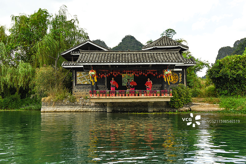 世外桃源景区水上戏台风光图片素材