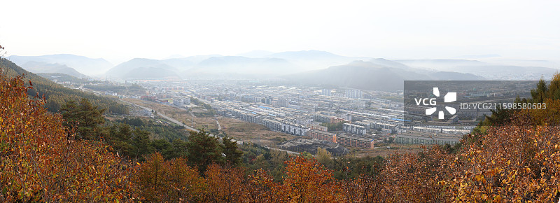 吉林-长白县塔山公园远眺图片素材