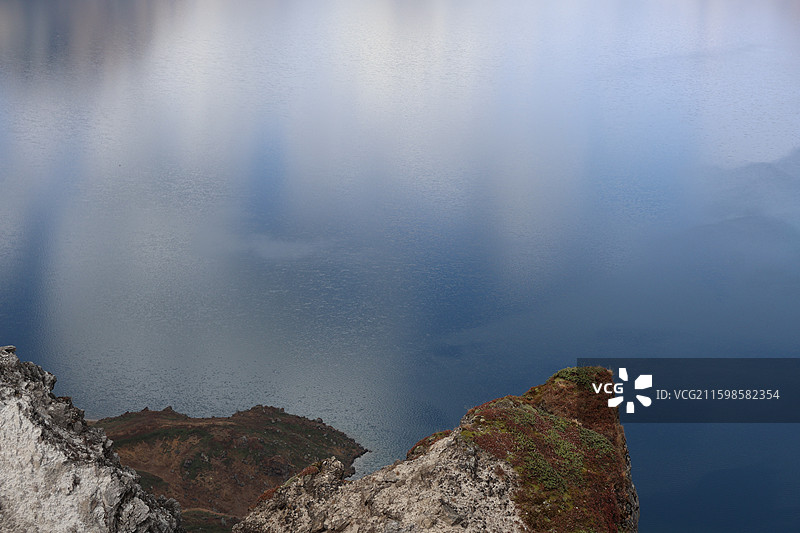 吉林-长白山南景区之变化多端的天池图片素材