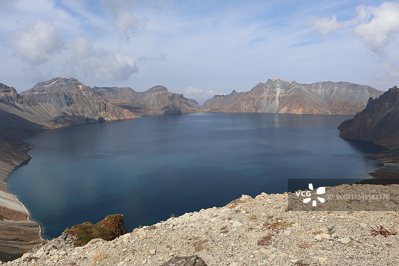 吉林-长白山南景区之变化多端的天池图片素材
