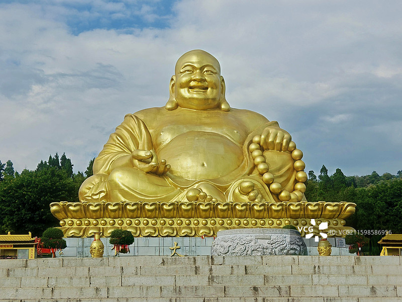 云南弥勒 锦屏山 弥勒大佛图片素材