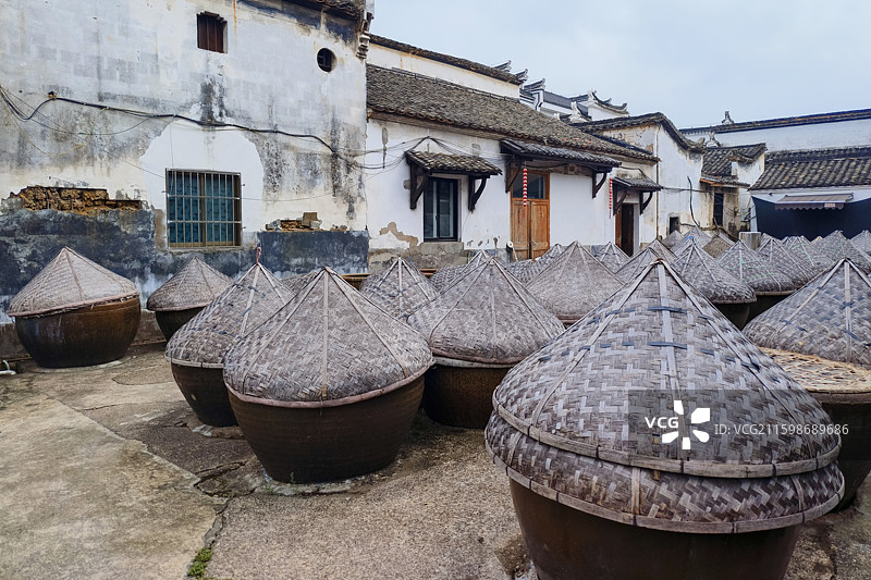 金华市兰溪市游埠古镇酱坊 酱油酿造图片素材