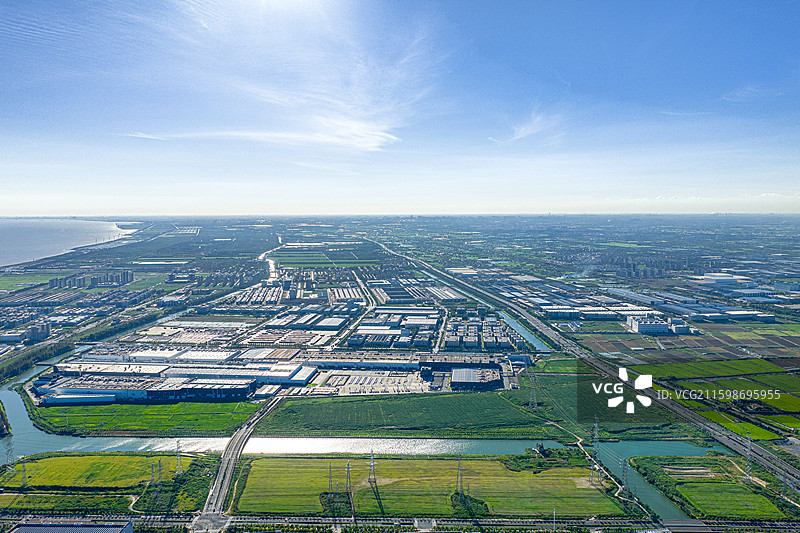 特斯拉上海超级工厂 马斯克Tesla中国新能源汽车产业 上海临港产业区 自贸区新质生产力图片素材