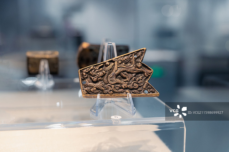 中国古代带具展，辽代龙纹鉈尾，铜器图片素材