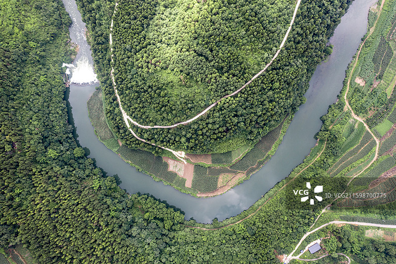 贵州夏天山区清凉的河水图片素材