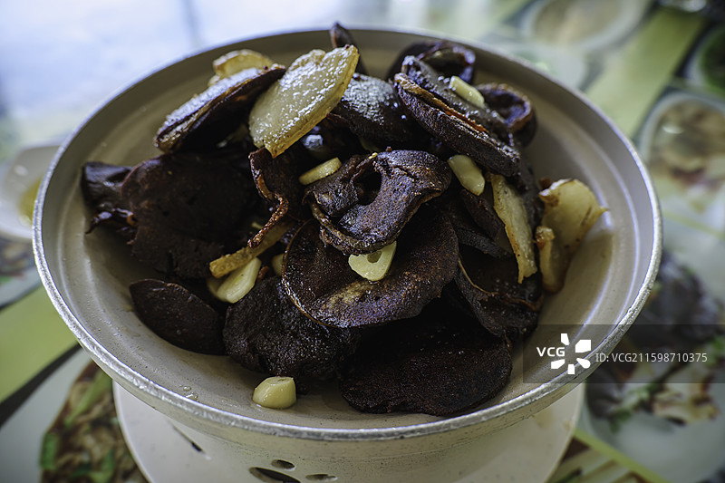 河北承德隆化县特色美食煎血肠传统美味图片素材