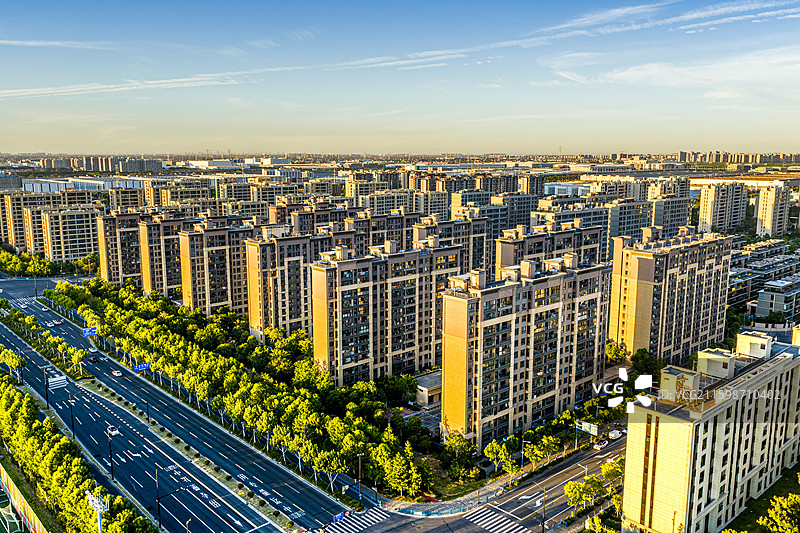 上海保利N+临港青年社区 上海奉贤蓝湾社区 临港奉贤生命蓝湾产业园 产城融合推动临港自贸区新质生产力图片素材