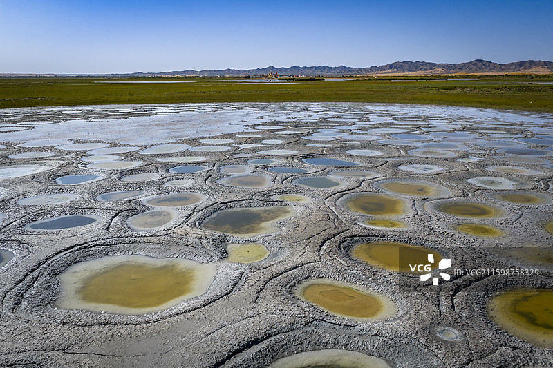 阿拉善通湖草原图片素材