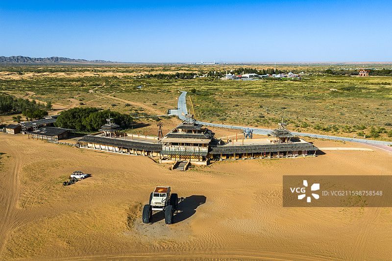 阿拉善通湖草原景区图片素材