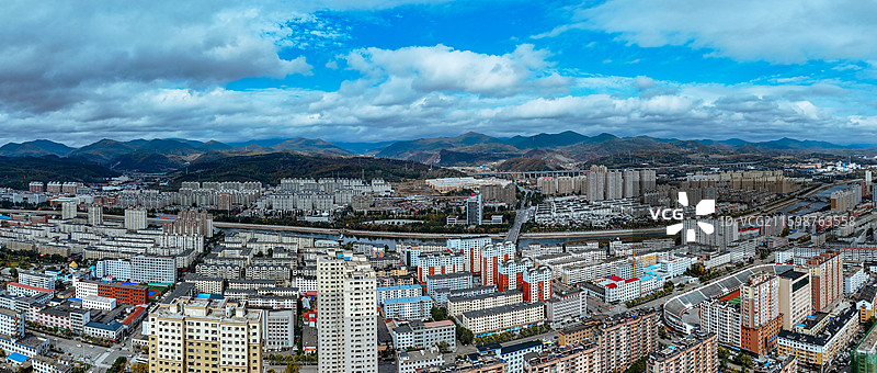 白山市 浑江区 北山公园 北安大街 浑江图片素材