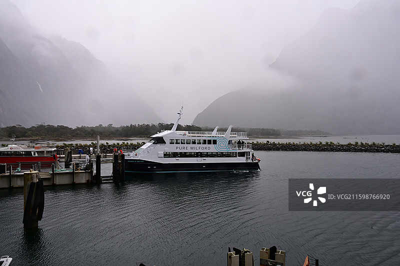 Milford Sound新西兰米尔福德峡湾图片素材