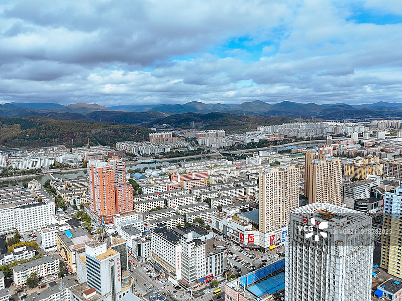 白山市 浑江区 北山公园 北安大街 浑江图片素材