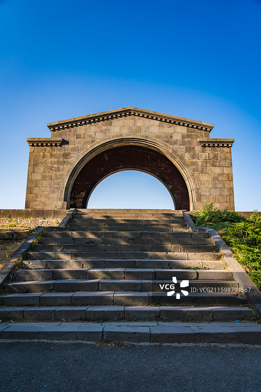 亚美尼亚/查伦茨拱门与亚拉腊山全景图片素材